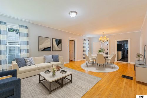 2313 S 11th St, Lincoln, NE, 68502-3504 | Card Image