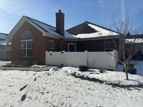 22-4636 Collingville Way, Columbus, OH, 43230-8437 | Card Image