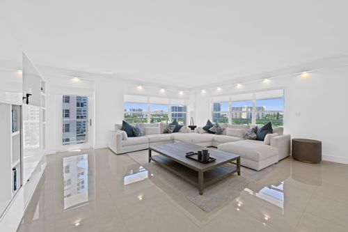 706-3750 Galt Ocean Dr, Fort Lauderdale, FL, 33308-7656 | Card Image