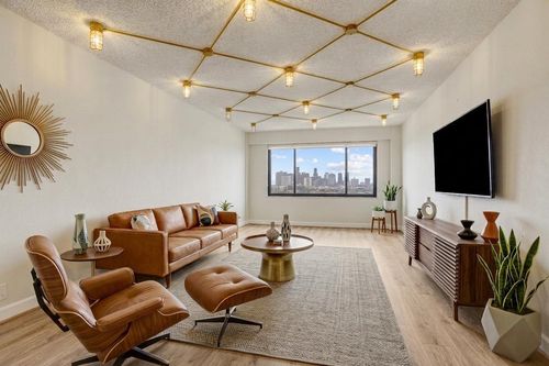 unit-15d-1400 Hermann Dr, Houston, TX, 77004-7137 | Card Image