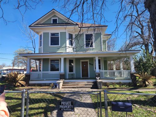 403 Farquhar St, Navasota, TX, 77868-3831 | Card Image
