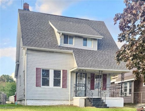 853 Russell Ave, Akron, OH, 44307-1164 | Card Image