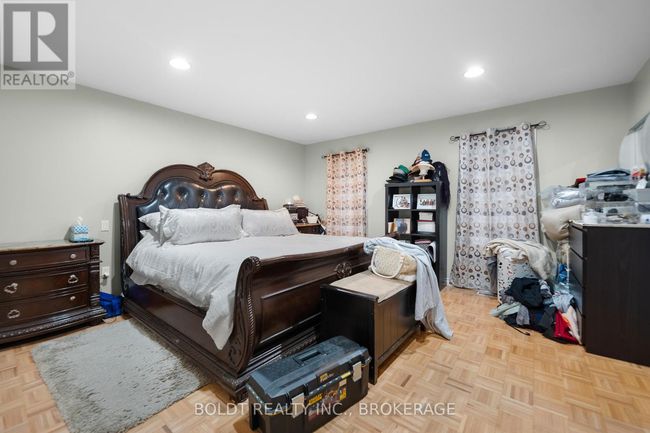5032 Heather Ave, House other with 6 bedrooms, 4 bathrooms and 6 parking in Niagara Falls ON | Image 22