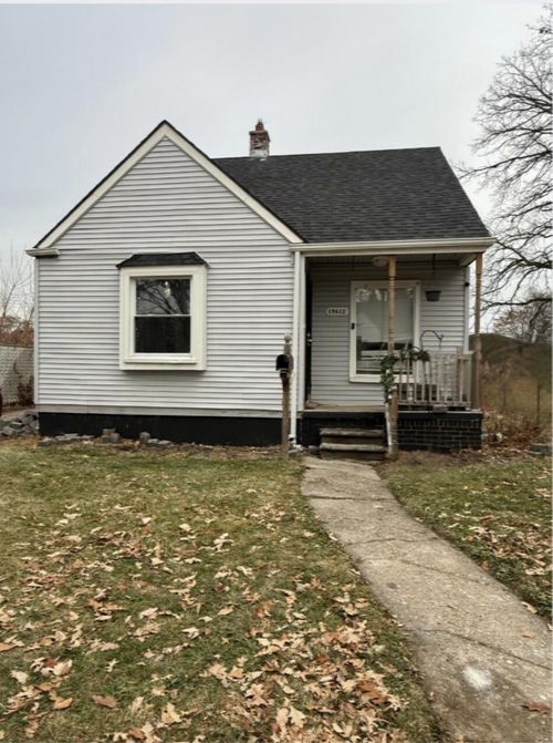19612 Dwyer St, Detroit, MI, 48234-2622 | Card Image