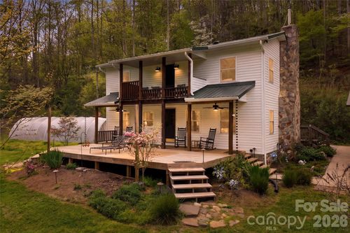 6470 Stone Mountain Rd, Lenoir, NC, 28645-9559 | Card Image