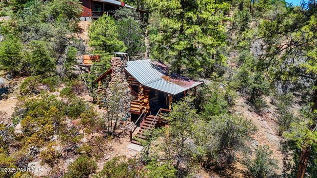 Log Cabin | Image 42