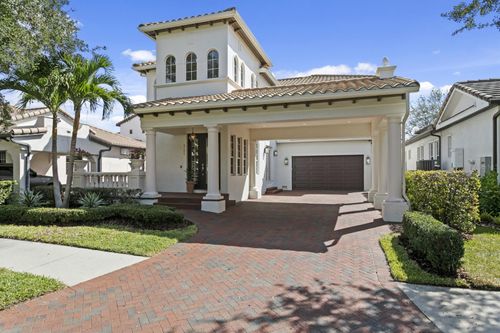 6123 Yeats Manor Dr, Tampa, FL, 33616-1329 | Card Image
