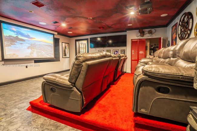 5954 74 Th Ter, House other with 5 bedrooms, 5 bathrooms and null parking in Parkland FL | Image 34