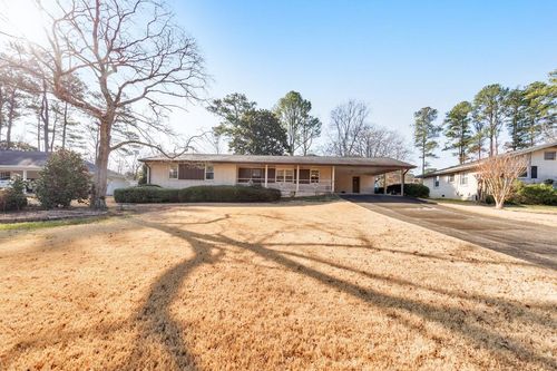 3967 Gladney Dr, Doraville, GA, 30340-4617 | Card Image