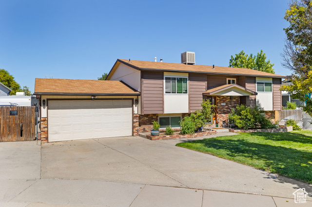 Cosmo Pl, West Jordan, UT 84081