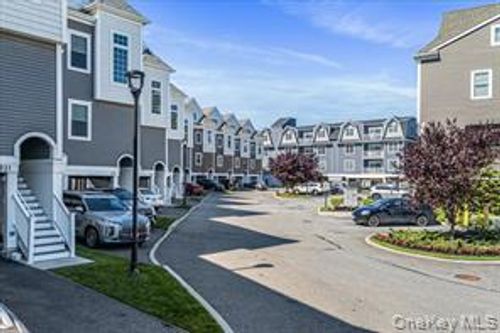 225-225 Marina Pointe Dr, East Rockaway, NY, 11518-2068 | Card Image