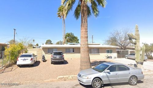 2022 S Beverly Ave, Tucson, AZ, 85711-6512 | Card Image