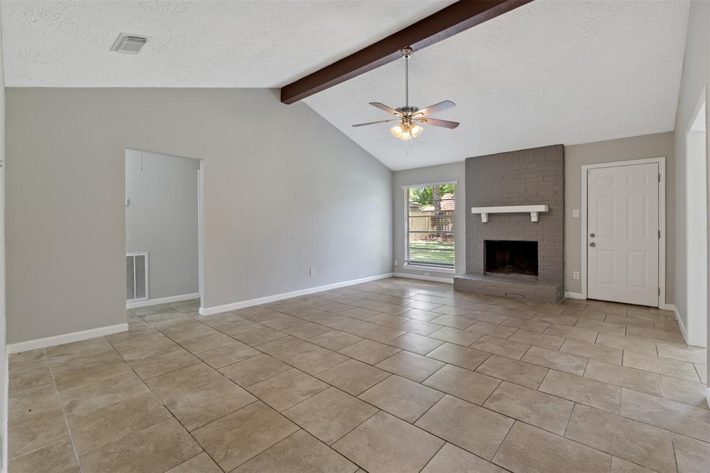 Mossygate Dr, Spring, TX 77373