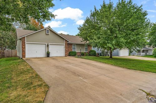1016 Andover, Lawrence, KS, 66049 | Card Image