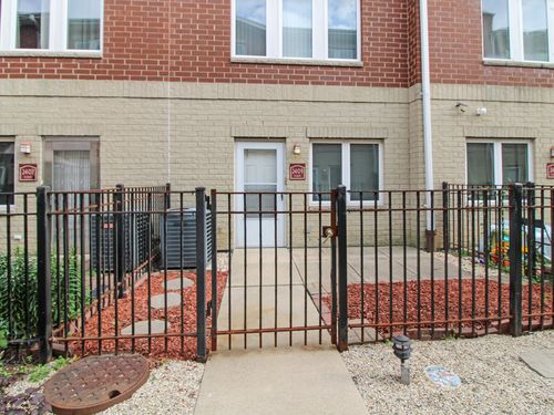 2409 W 32nd Pl, Chicago, IL, 60608-6269 | Card Image