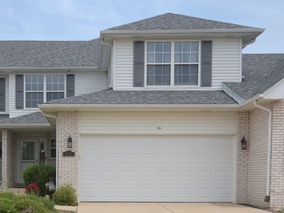 345 White Hawk Way, Townhouse with 3 bedrooms, 1 bathrooms and 2 parking in Manteno IL | Image 1