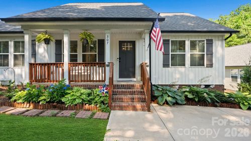 307 Austin St, Albemarle, NC, 28001-3801 | Card Image