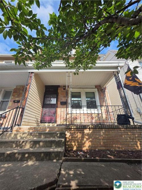 524 Cherokee St, BETHLEHEM, PA, 18015-1412 | Card Image
