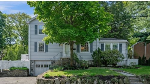 77 Shelton Rd, Swampscott, MA, 01907-2823 | Card Image