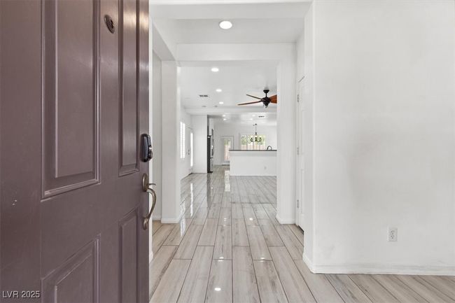 10321 Howling Coyote Ave, House other with 3 bedrooms, 3 bathrooms and null parking in Las Vegas NV | Image 4