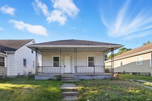 1618 Elwood Ave, South Bend, IN, 46628-3038 | Card Image