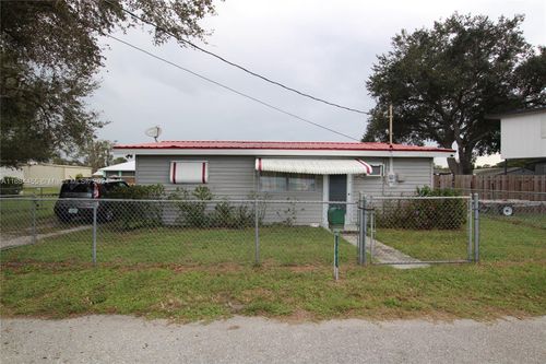 1047 5th Street, Bulkhead Ridge, FL, 34974 | Card Image