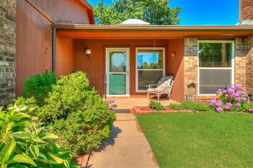 8929 N Eagle Lane, Oklahoma City, OK, 73132 | Card Image