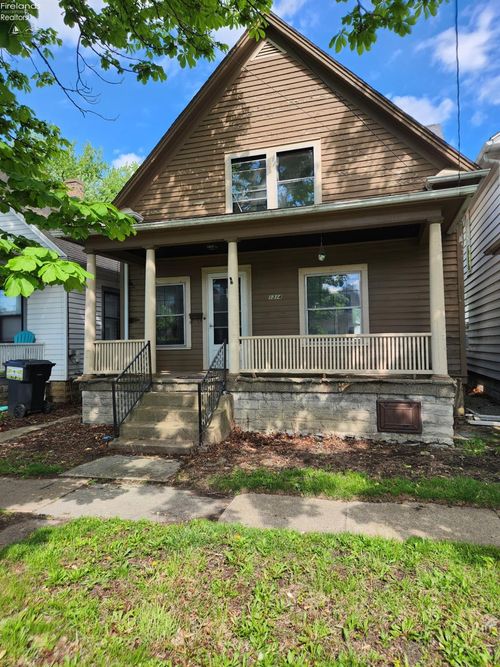 1314 Carr St, Sandusky, OH, 44870-3105 | Card Image