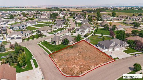 5004 Eaglewood Dr, Idaho Falls, ID, 83401-6168 | Card Image