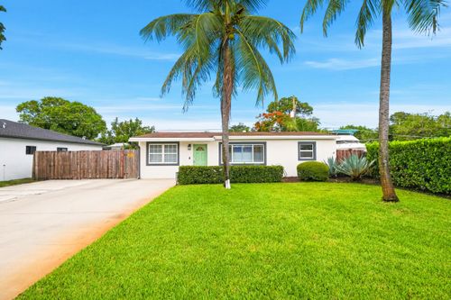3140 Ne 12th Ave, Pompano Beach, FL, 33064-6350 | Card Image