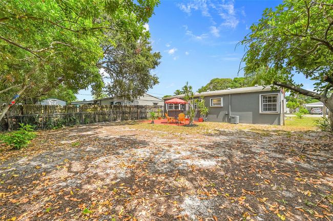 large fenced backyard | Image 25