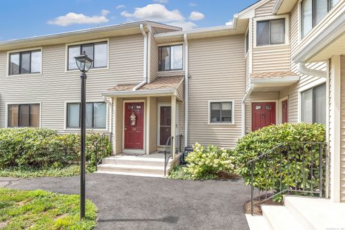 86-86 Lance Cir, Bridgeport, CT, 06606-1045 | Card Image