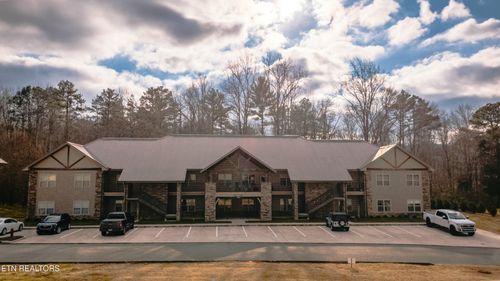 unit-101-235 Bishops Cap Cir, Townsend, TN, 37882-2628 | Card Image