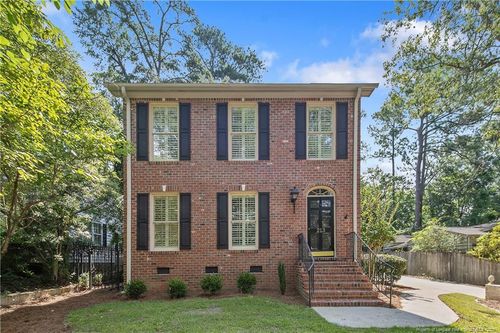 213 Valley Rd, Fayetteville, NC, 28305-5224 | Card Image