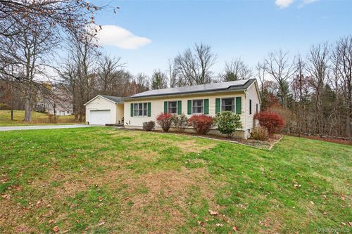 10 Carly Dr, Highland, NY, 12528-2731 | Card Image