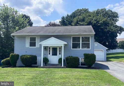 604 Charles Rd, Dauphin, PA, 17018-9624 | Card Image