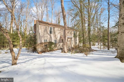 581 Pantela Dr, NORTH CHESTERFIELD, VA, 23235-5019 | Card Image