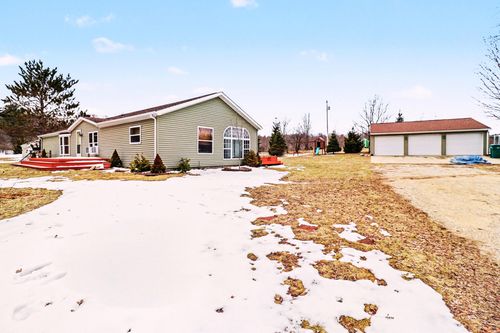 4395 N Raymond Rd, Luther, MI, 49656-9353 | Card Image