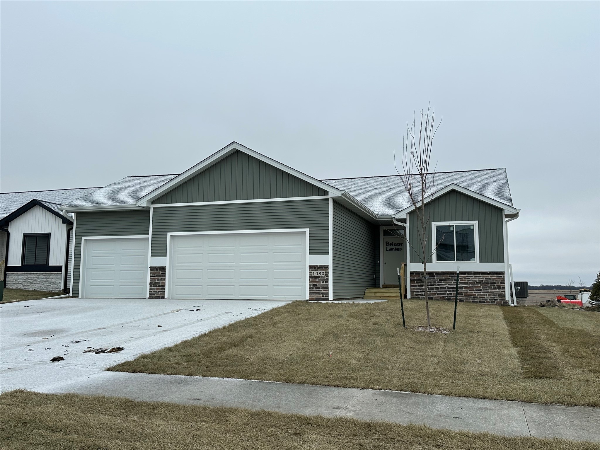 Gray Ave, Waukee, IA 50263