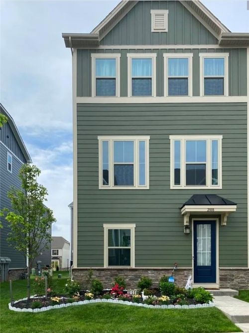 2008 Hemlock Ln, Mars, PA, 16046-7201 | Card Image