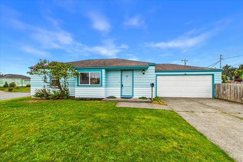 1305 Mcdonald St, Eureka, CA, 95503-4973 | Card Image