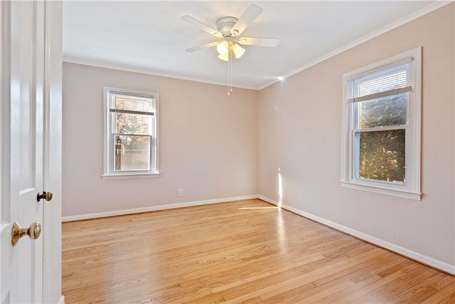 Bedroom #1 on 1st floor (without furniture) | Image 9