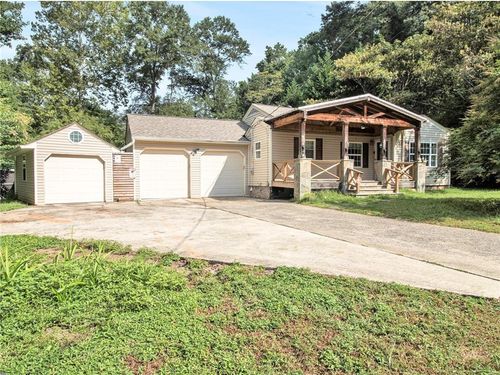 88 Greenwood St, Fairburn, GA, 30213-1719 | Card Image