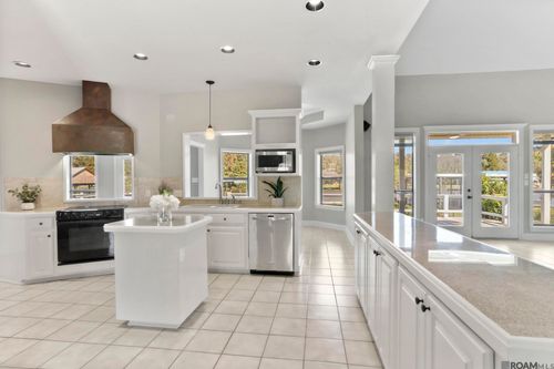 13538 Bayou Terrace Dr, Saint Amant, LA, 70774-3824 | Card Image