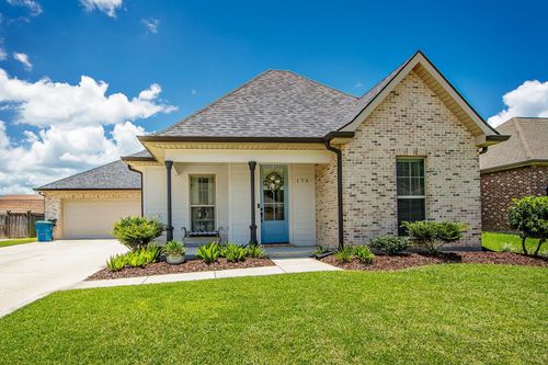 173 Madio Dr, Houma, LA, 70364-3804 | Card Image