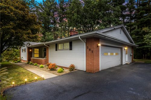 305 Sheridan St, Hermitage, PA, 16148-1117 | Card Image