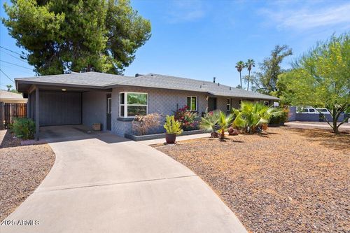 7333 N 17th Ave, Phoenix, AZ, 85021-7933 | Card Image