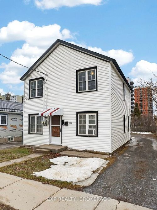 632 Macdonnell St, Kingston, ON, K7K4X3 | Card Image