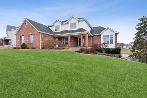 817 Mary Ellen Dr, Crown Point, IN, 46307-9043 | Card Image