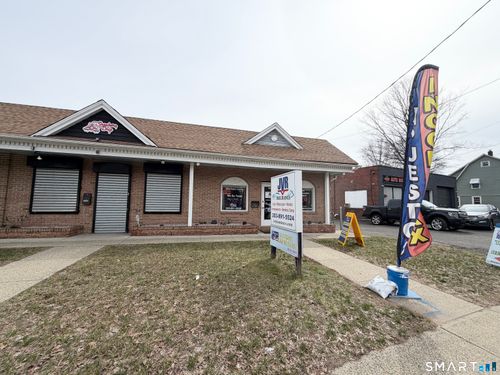 b-1905 State St, Hamden, CT, 06517-3819 | Card Image